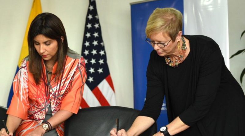 USA y Colombia firman acuerdo en beneficio de estudiantes